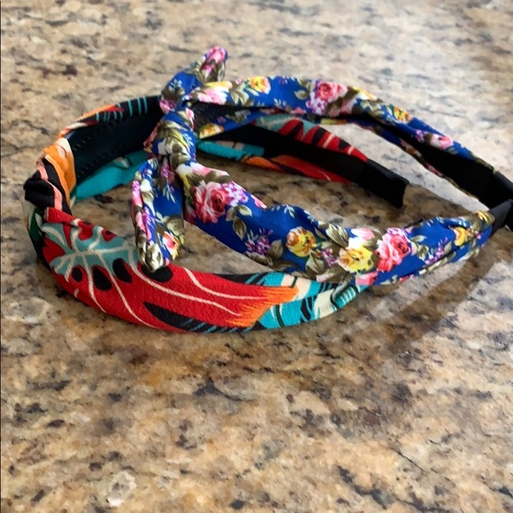 2 new Floral headbands (turban & top knot style) - Picture 2 of 4